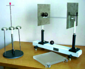 Демонстрационная установка «Конденсатор универсальный раздвижной»  - fgospostavki.ru - Нижневартовск