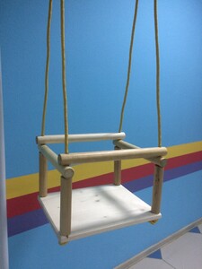 Качели подвесные (деревянные) - fgospostavki.ru - Нижневартовск