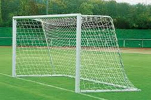 Сетка для футбольных ворот (нить 3 миллиметра, 5Х2Х(1Х1,5) ячейка 100Х100) - fgospostavki.ru - Нижневартовск