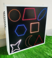 Панель интерактивная со светящимися цветными фигурами - fgospostavki.ru - Нижневартовск
